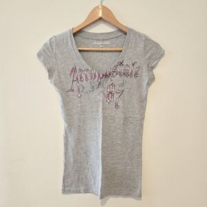 vintage y2k 2000s Aeropostale jewelled gradient b neck tshirt grey size small